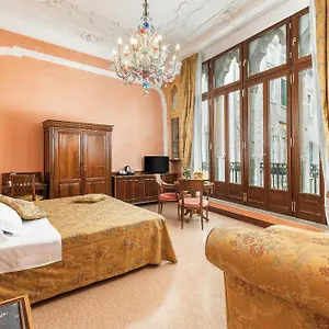 Hotel San Moisè, Venetië